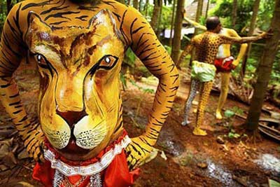 «جشن ببر»؛ جشنی عجیب در هند (+عکس) «جشن ببر»؛ جشنی عجیب در هند (+عکس)