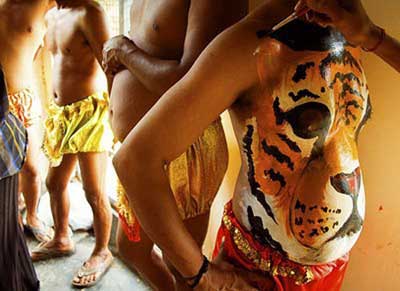 «جشن ببر»؛ جشنی عجیب در هند (+عکس) «جشن ببر»؛ جشنی عجیب در هند (+عکس)