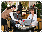 تور دبی هتل دلمون - آژانس هواپیمایی و مسافرتی آفتاب ساحل آبی  