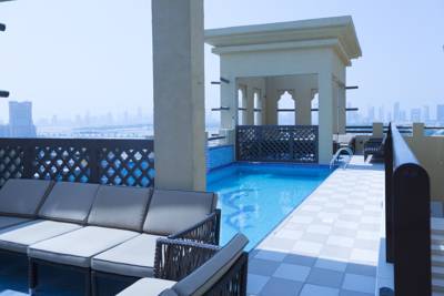 تور دبی هتل رفلكشن - آژانس مسافرتی و هواپیمایی آفتاب ساحل آبی