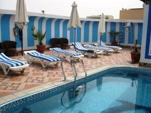تور دبی هتل ورسای - آژانس مسافرتی و هواپیمایی آفتاب ساحل آبی