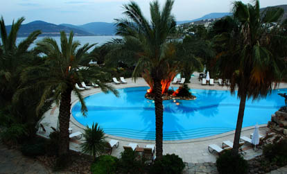 تور ترکیه هتل دیوان - آژانس مسافرتی و هواپیمایی آفتاب ساحل آبی